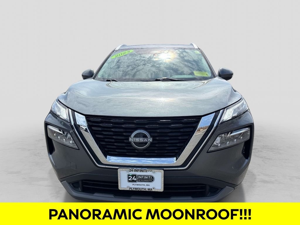 Used 2023 Gray Nissan SV image 7