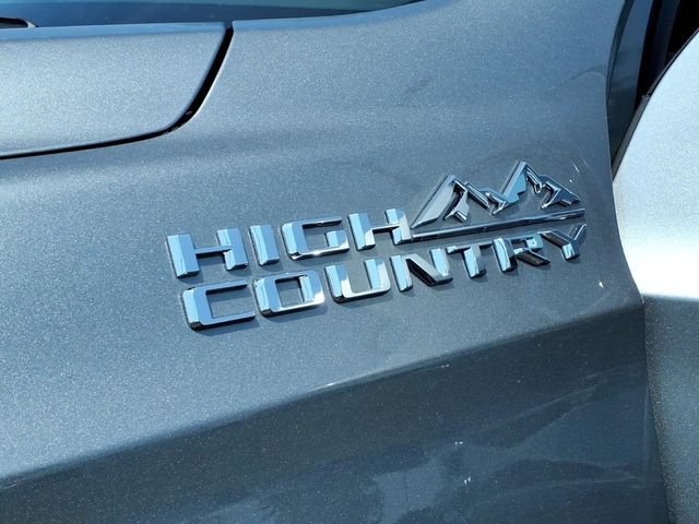 New 2026 Sterling Gray Metallic Chevrolet High Country image 17
