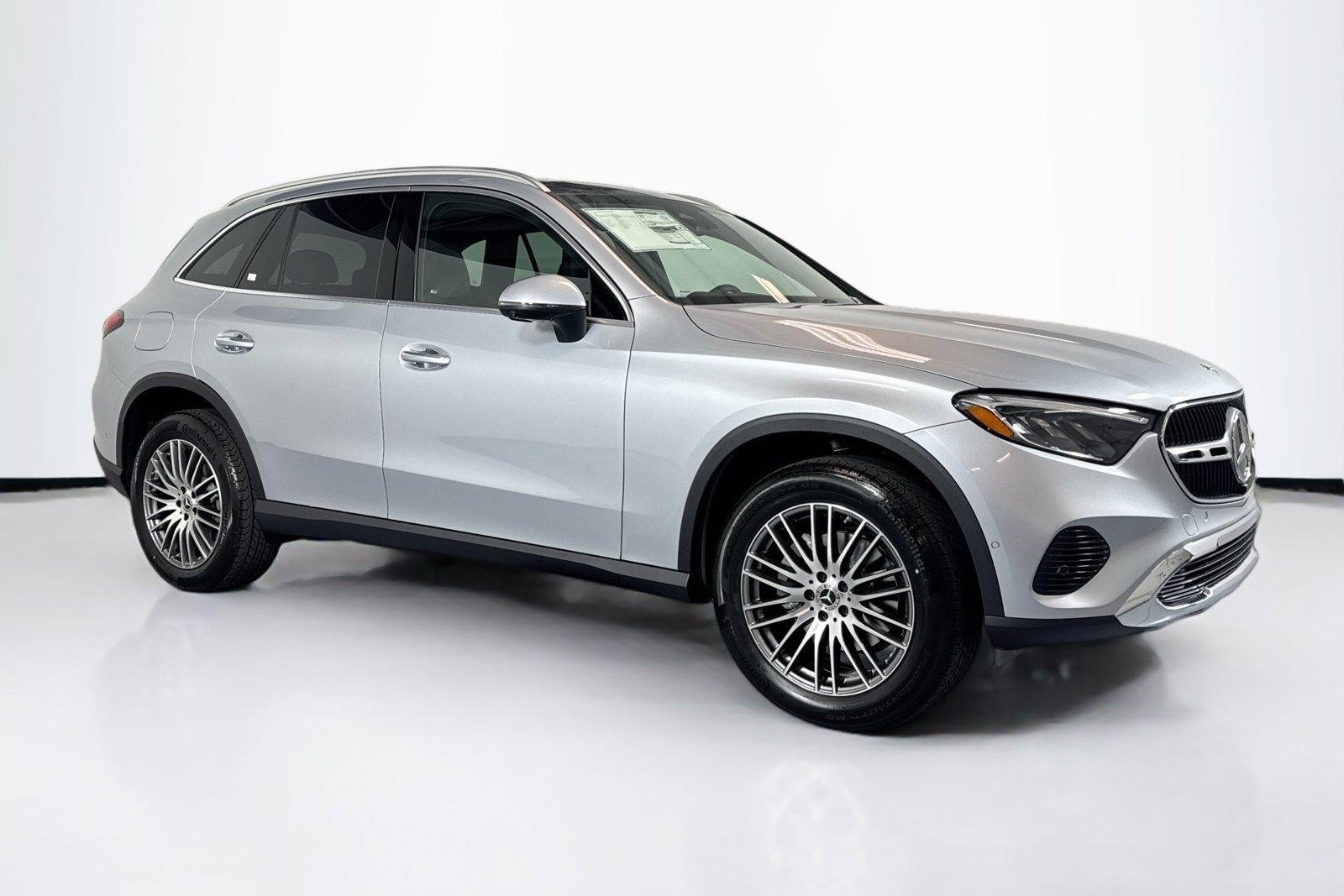 New 2026 Cirrus Silver Metallic Mercedes-Benz GLC 300 image 3