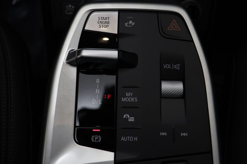 New 2026 Skyscraper Grey Metallic BMW xDrive28i image 12