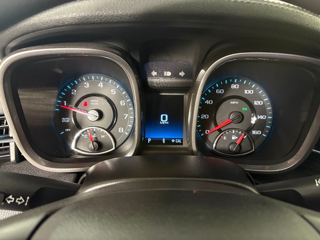 Used 2015 Silver Chevrolet LT image 25