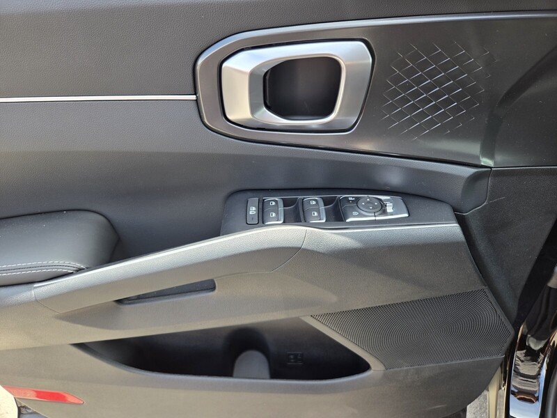 New 2026 Ebony Black Kia S image 9