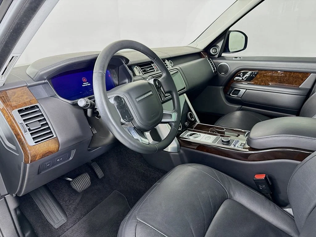 Used 2020  Land Rover HSE image 4