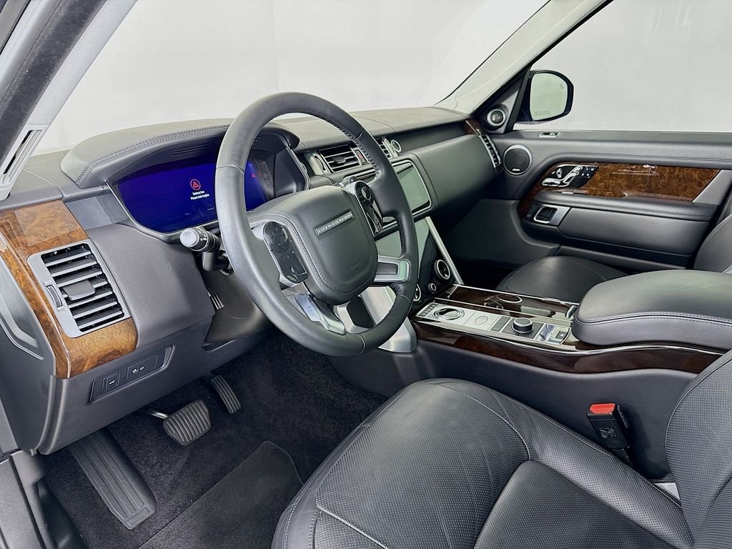 Used 2020 Black Land Rover HSE image 4