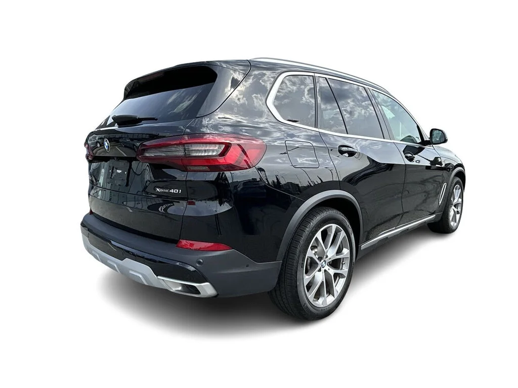 Used 2023  BMW xDrive40i xDrive40i   Low Mileage   Dilawri Certif image 14