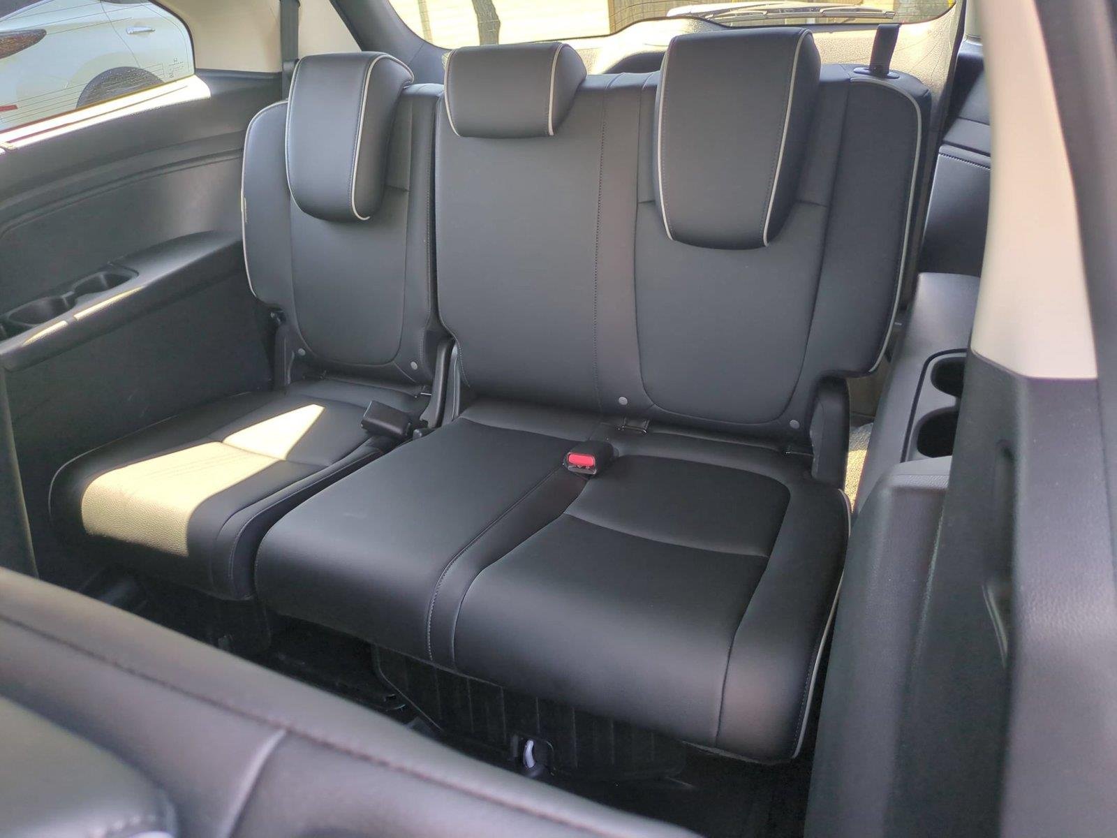 Used 2025 Solar Silver Metallic Honda Touring image 36