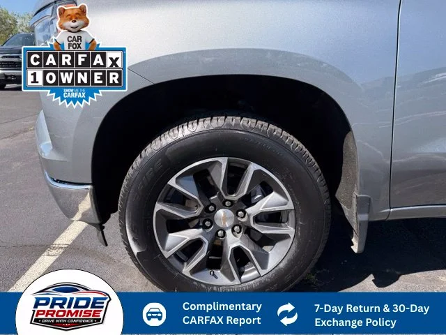 Used 2023 Gray Chevrolet LT image 13