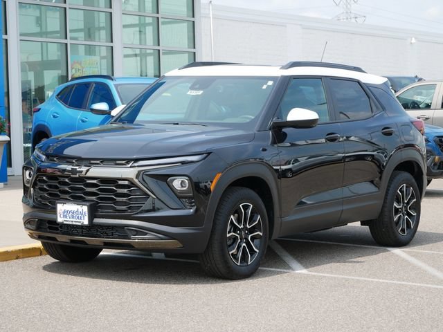 New 2026 Mosaic Black Metallic Chevrolet ACTIV image 2