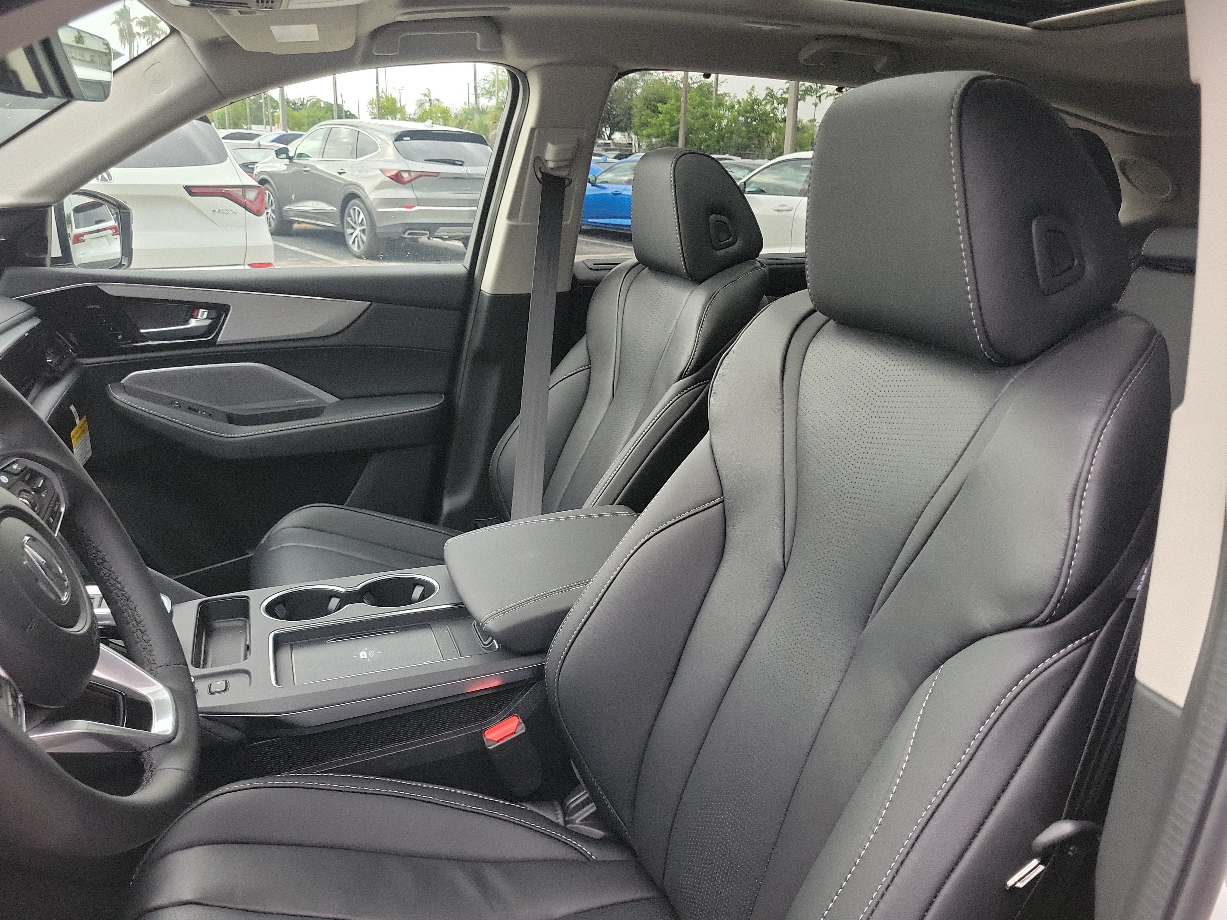 New 2026 Platinum White Pearl Acura w/Technology Package image 18