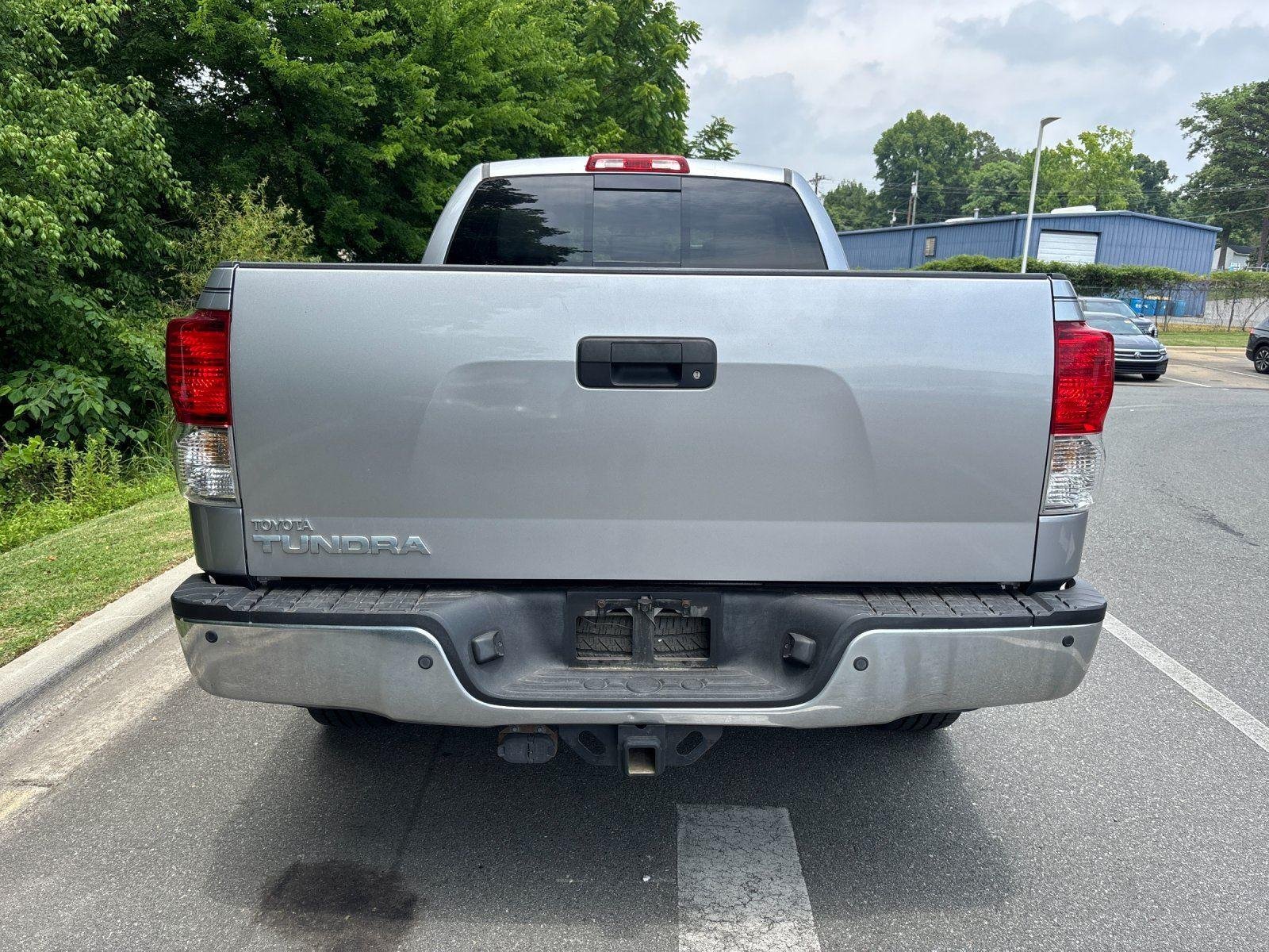 Used 2010 Silver Sky Metallic Toyota LTD image 4