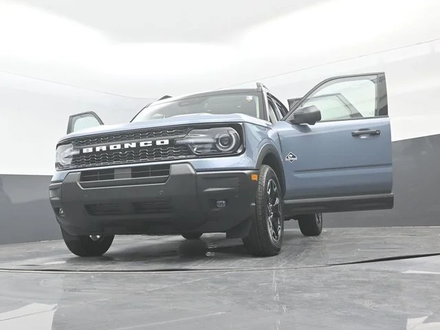 New 2026 Azure Gray Metallic Tri-Coat Ford Outer Banks® image 31