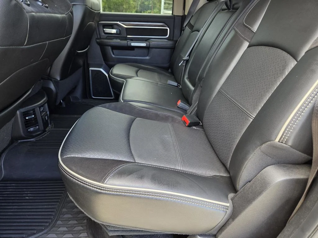 Used 2019 Black Ram Laramie image 41