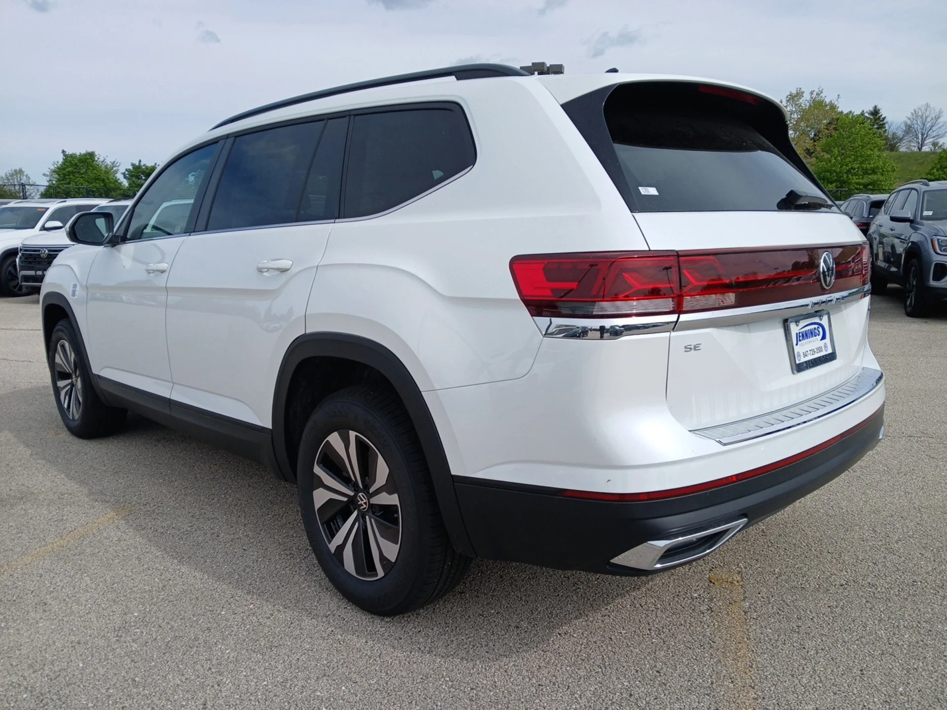 New 2026 Opal White Pearl Volkswagen 2.0T SE image 5