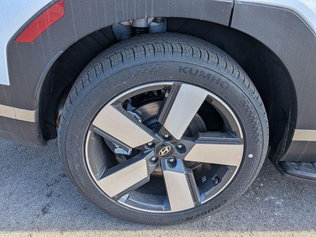 2026 Hyundai Santa Fe Limited - Photo 25