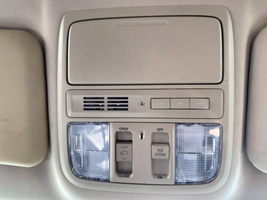 Used 2019  Honda EX-L image 27