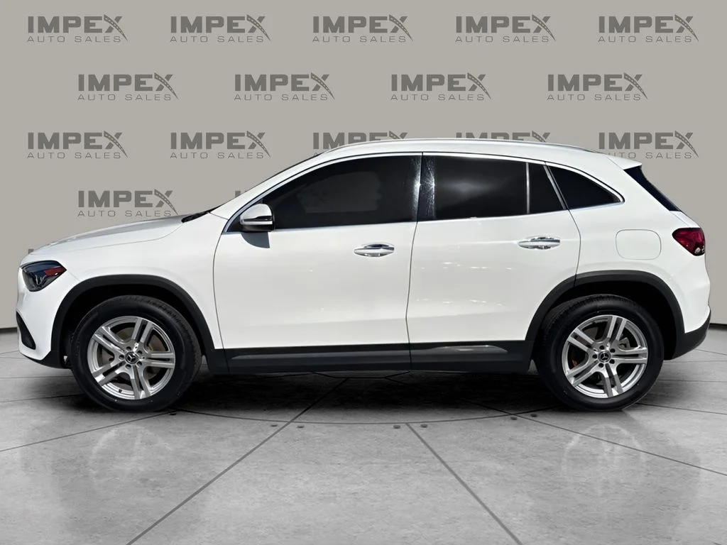 Used 2022 White Mercedes-Benz GLA 250 image 2