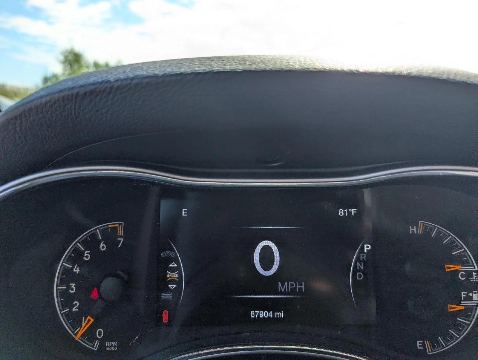 Used 2019  Jeep Laredo E image 13