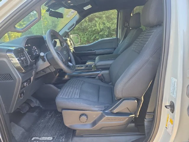 Used 2023 White Ford XL image 19