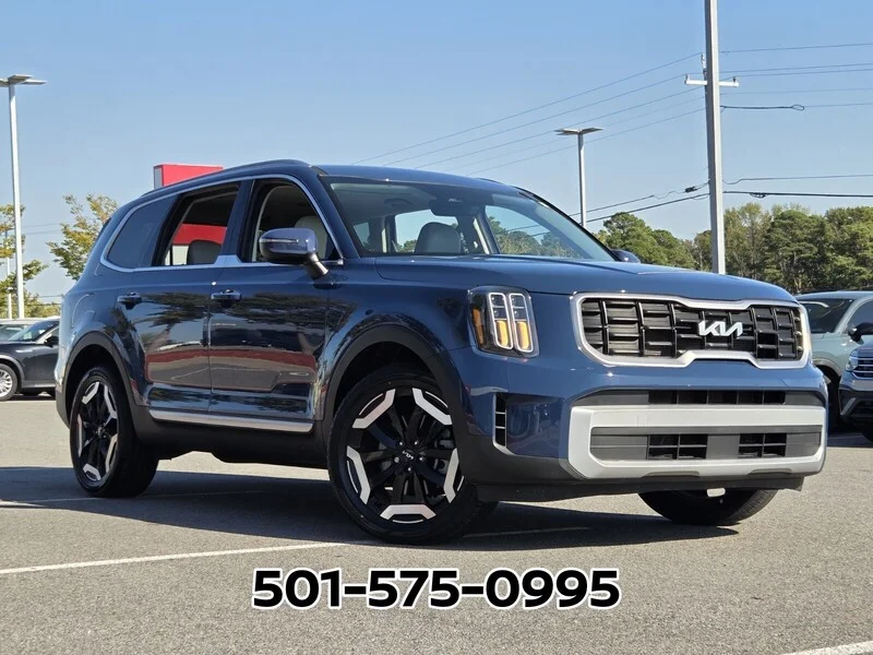 Used 2024 Midnight KIA S FWD image 22