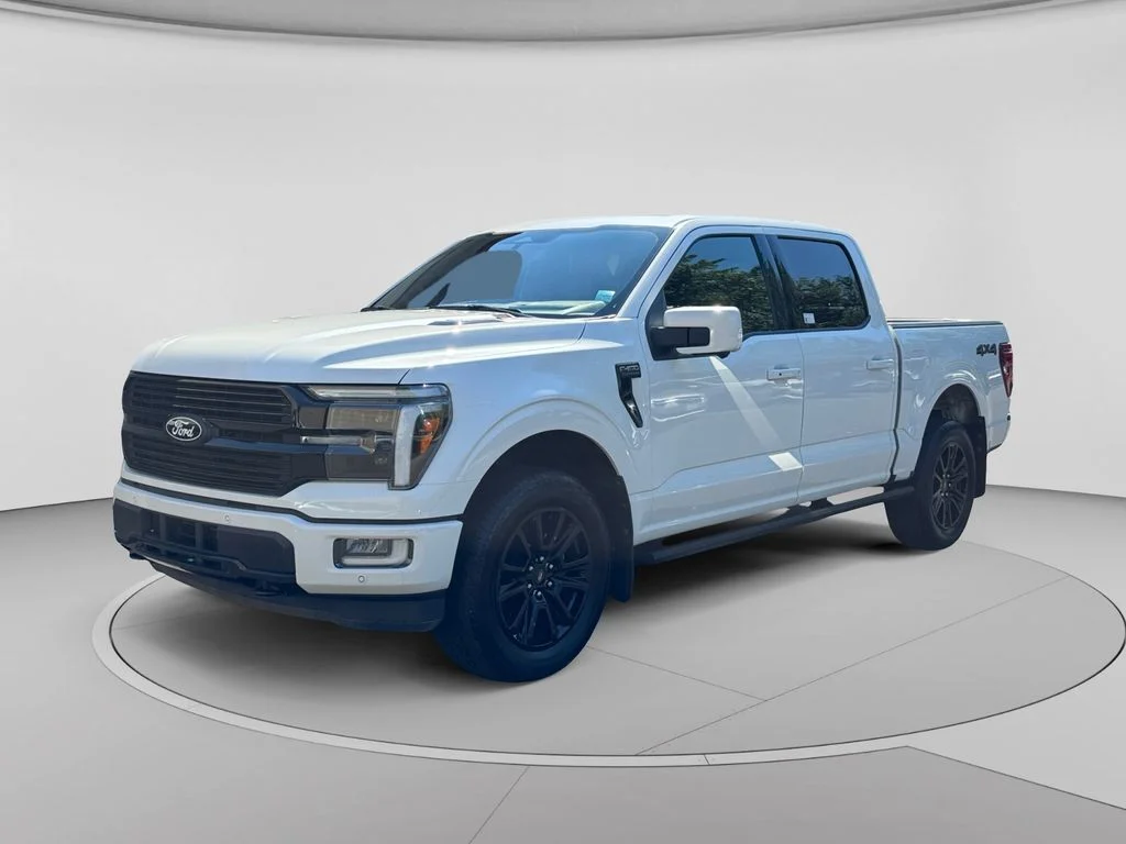 Used 2025 White Ford Platinum image 1
