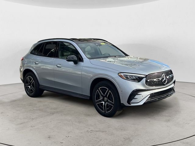 Used 2026 Silver Mercedes-Benz GLC 300 image 7