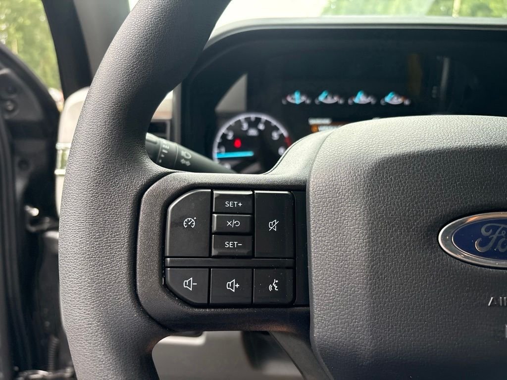 Used 2026 Gray Ford XLT image 23