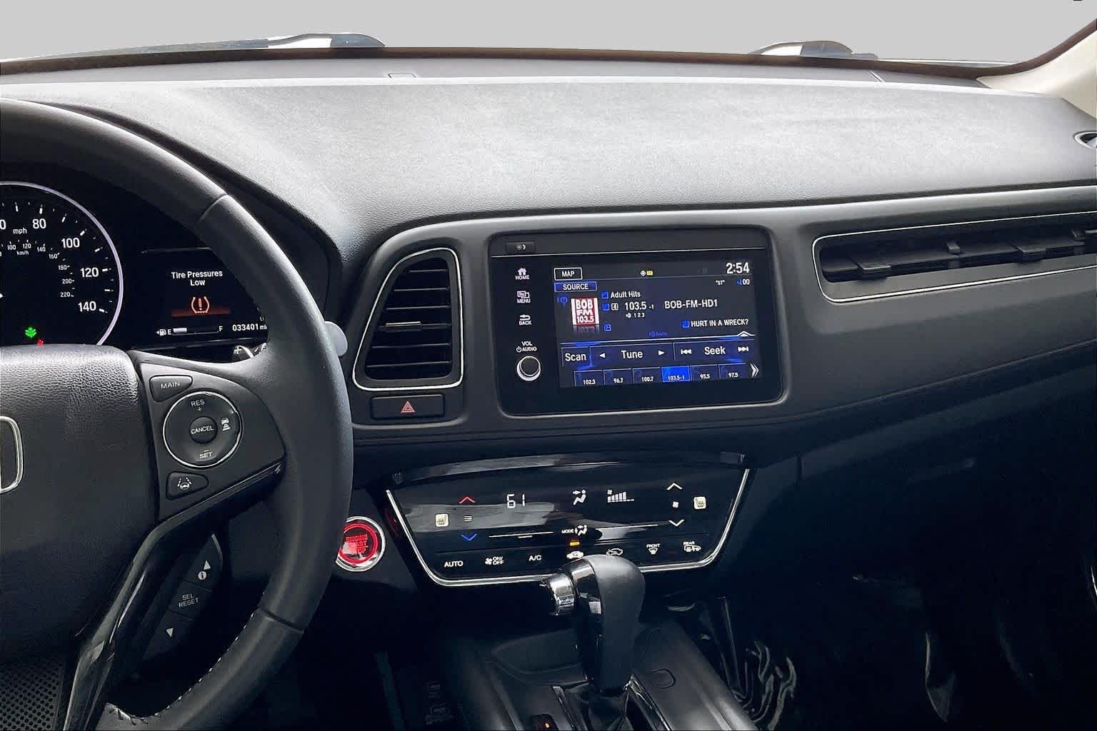 Used 2019 Platinum White Pearl Honda Touring image 7