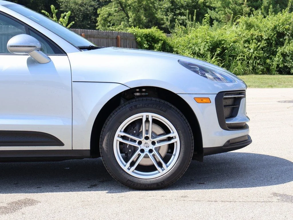 Certified Used 2025 Dolomite Silver Metallic Porsche  image 10