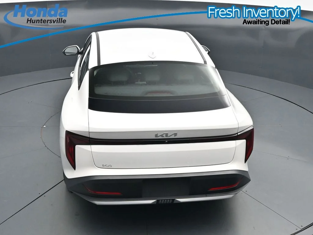 2025 Kia K4 LXS - Photo 22