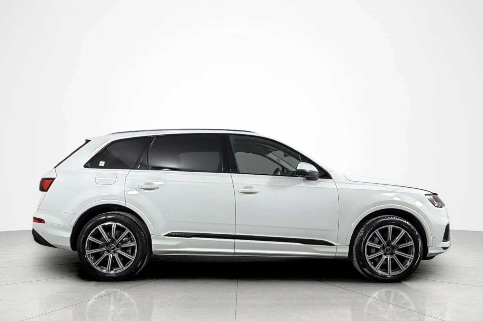 Used 2023 Carrara White Audi Premium Plus 45 TFSI quattro image 6