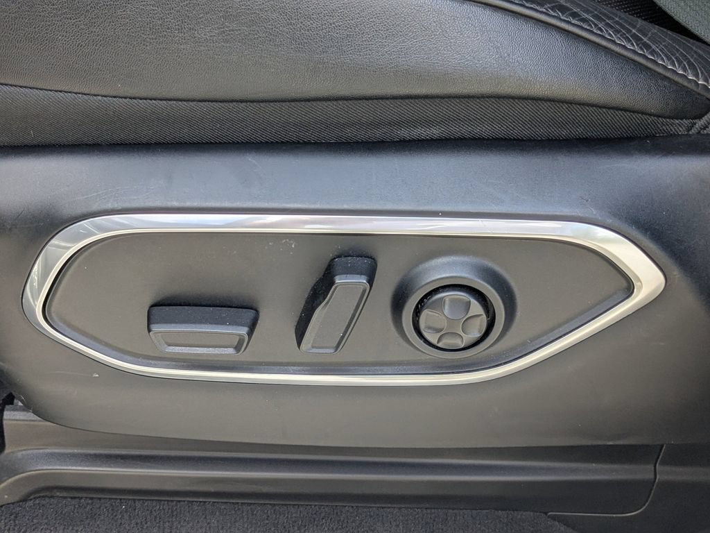 Used 2024 White Jeep Series II image 20
