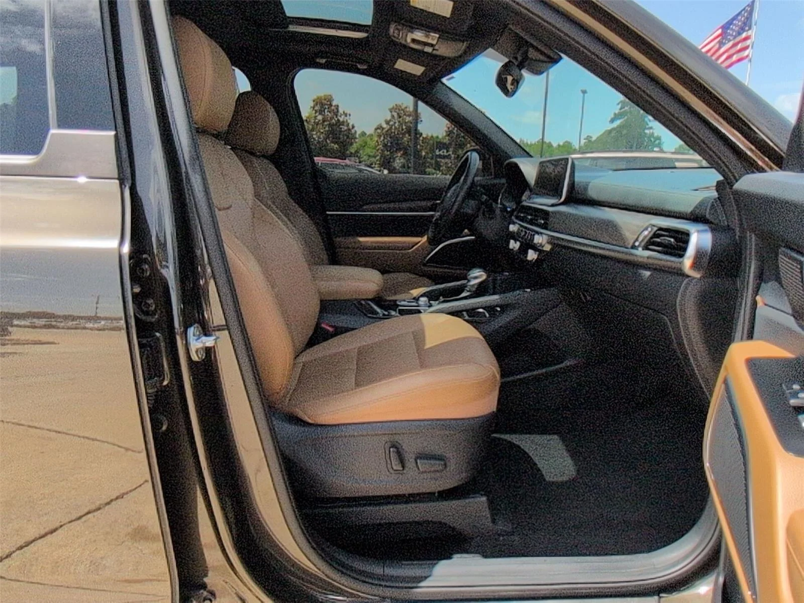 Used 2022 Dark Moss Kia SX image 21