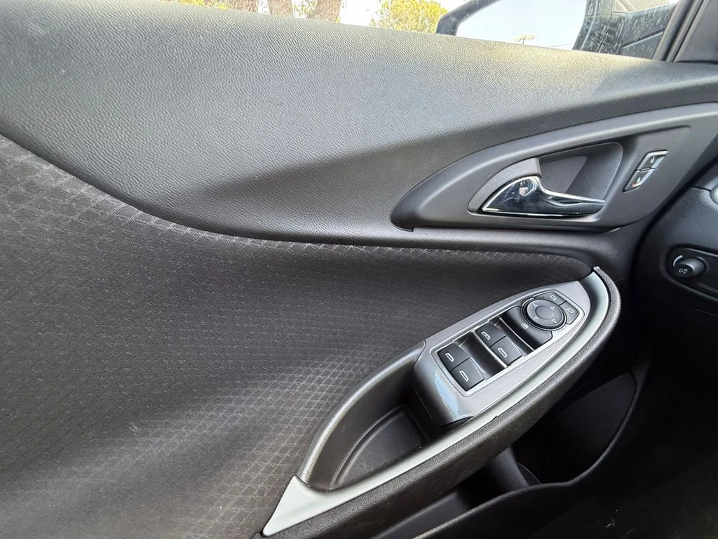 Used 2025 Gray Chevrolet LT image 11