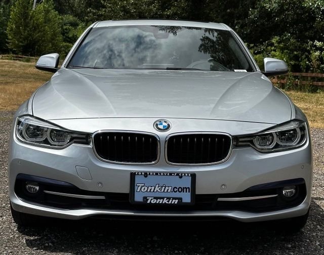 Used 2018 Glacier Silver Metallic BMW 328d image 3