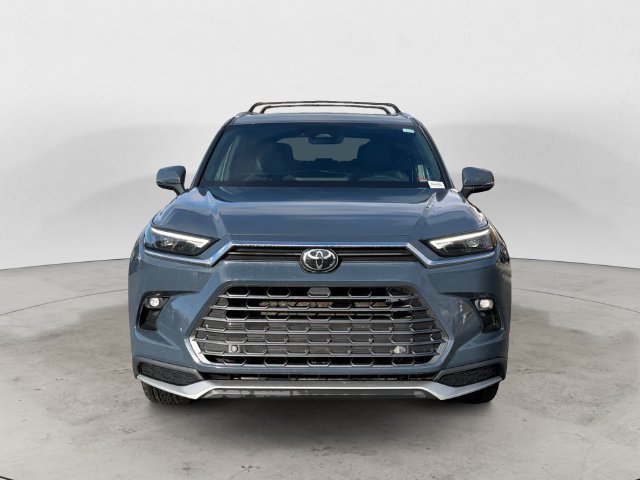 Used 2024 White Toyota MAX Limited image 2