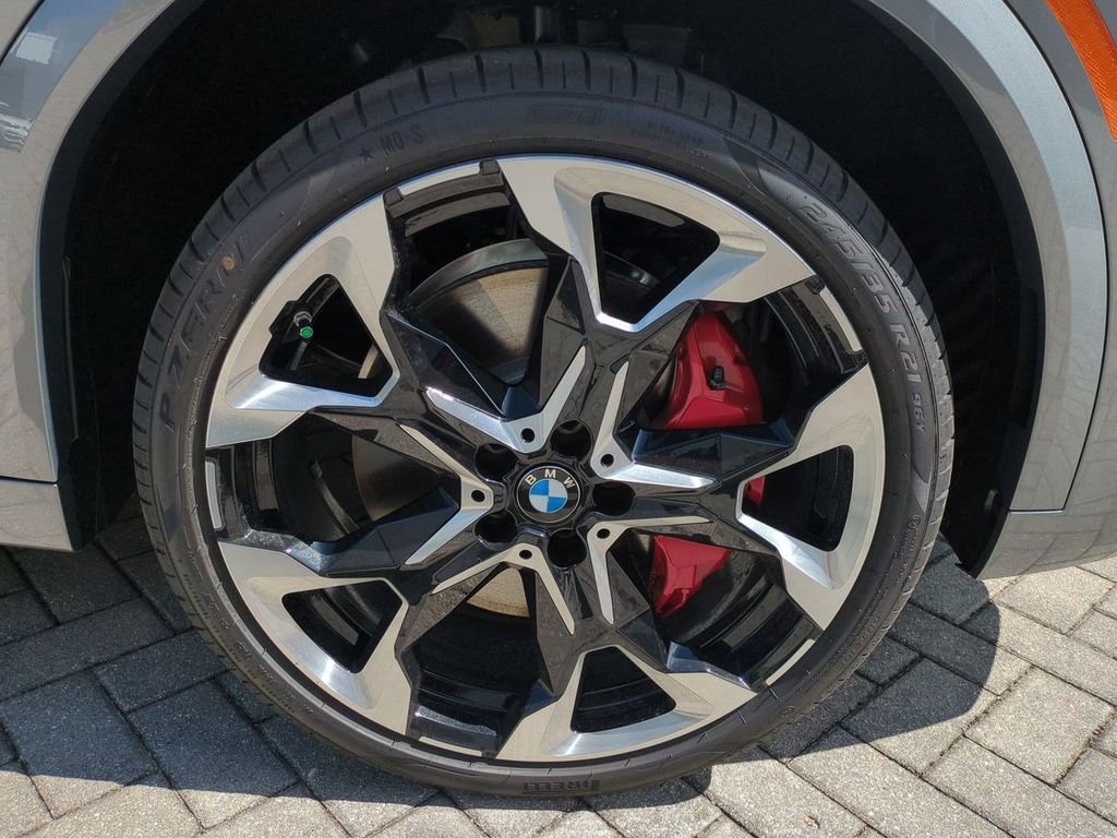 New 2026 Skyscraper Grey Metallic BMW xDrive28i image 11