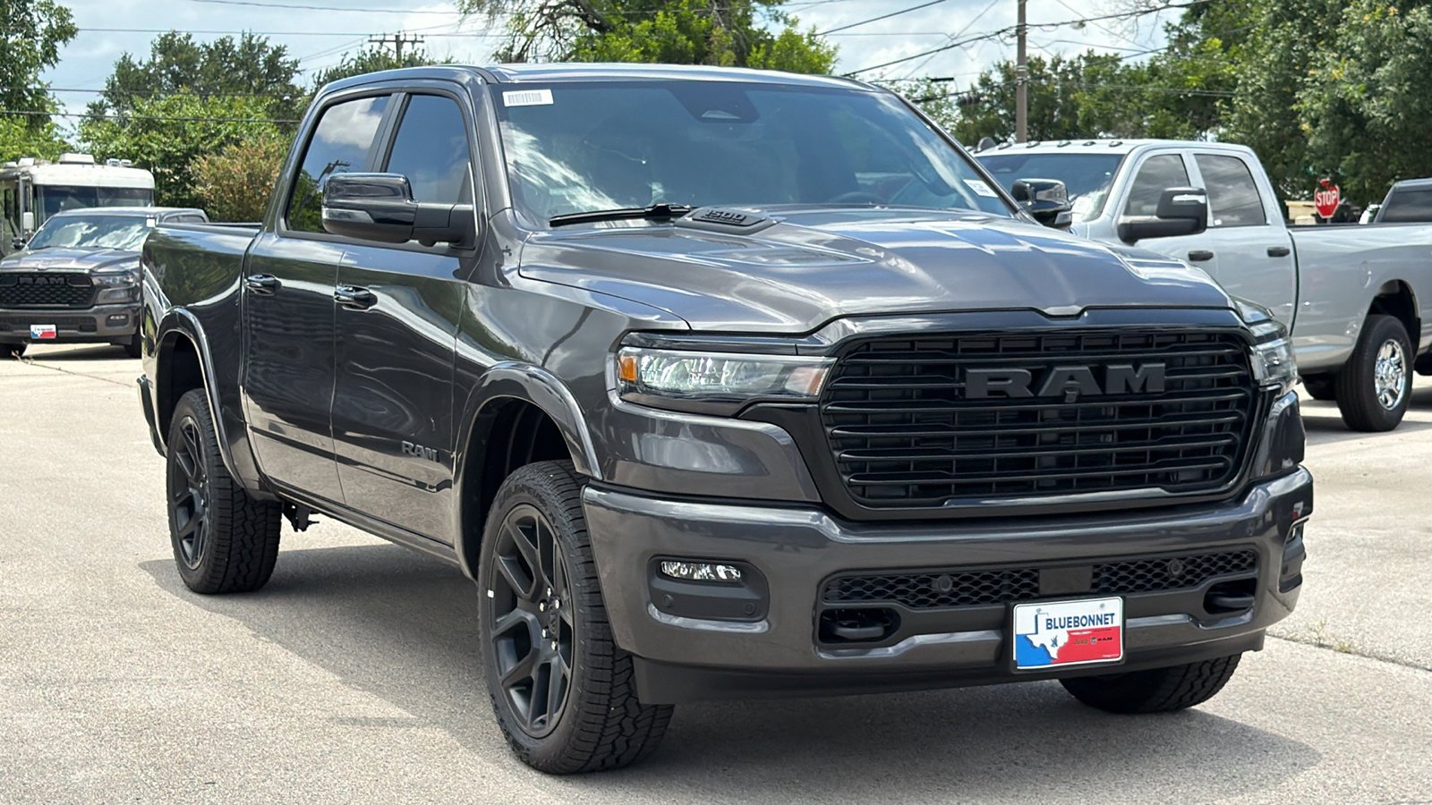 New 2026 Granite Crystal Metallic Clear-Coat Exterior Paint RAM Laramie image 3