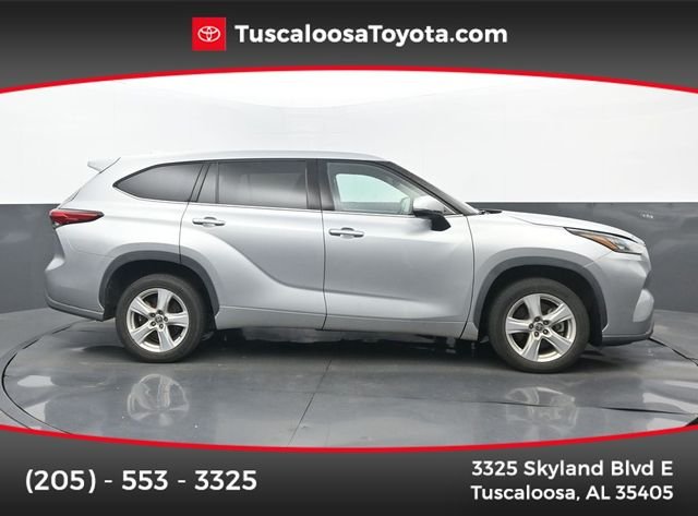 2020 Toyota Highlander LE 4x2 V6's photo