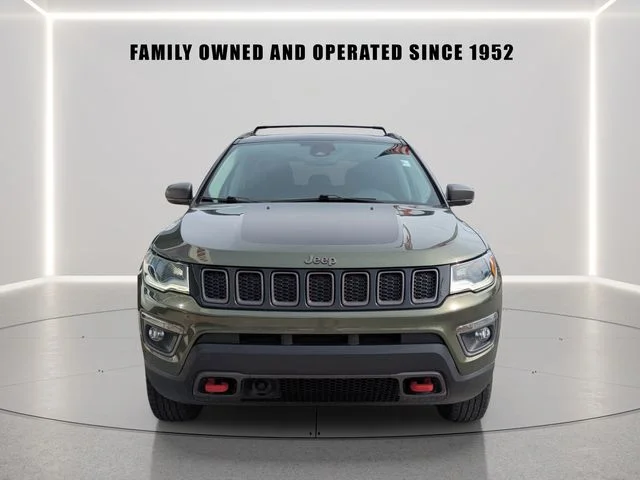 Used 2021 Green Jeep Trailhawk image 3