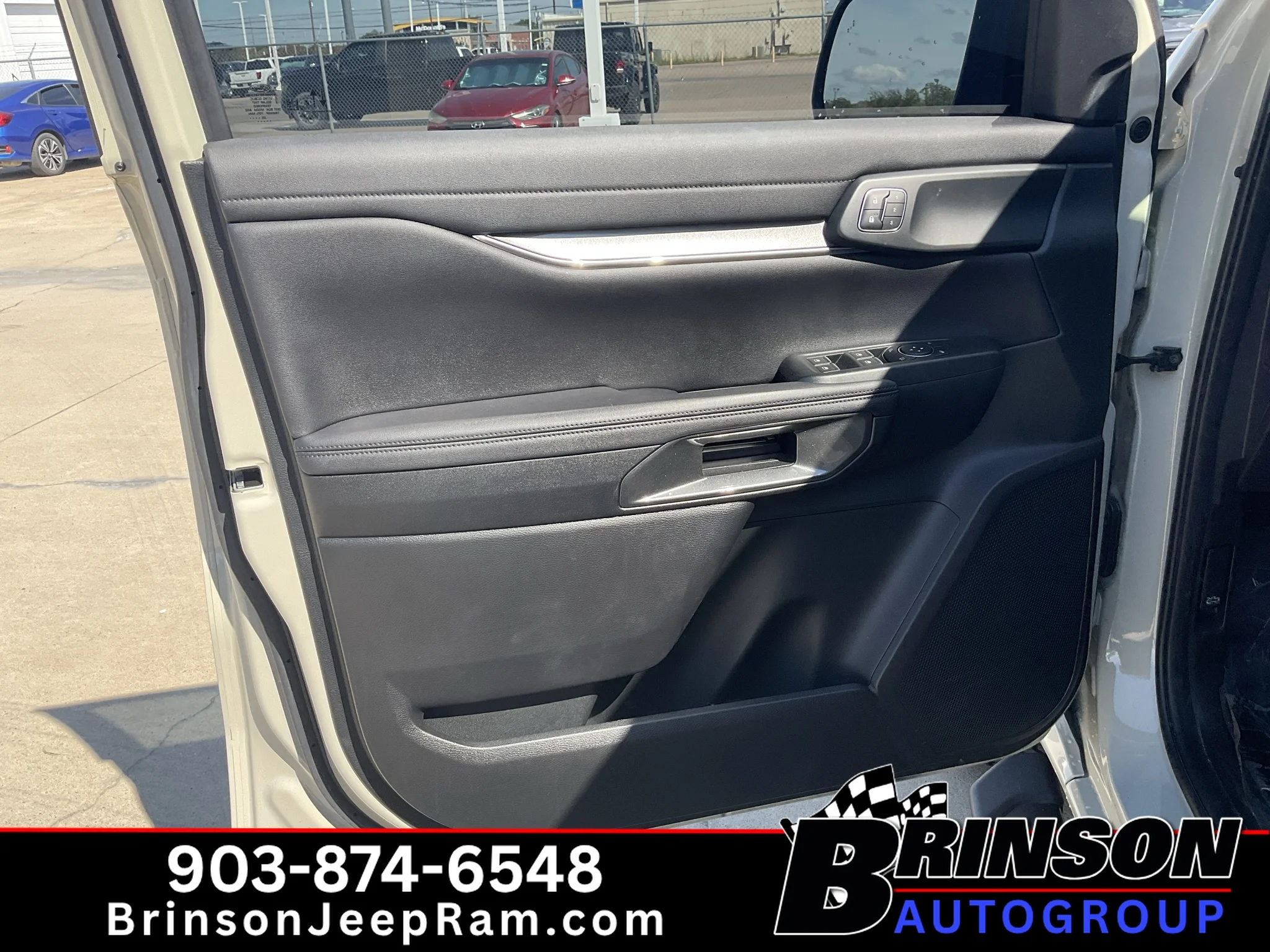 Used 2025 Desert Sand Ford LARIAT image 22