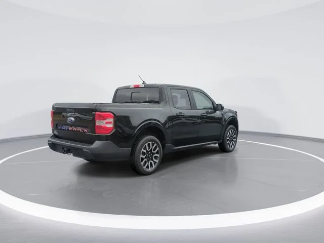 Used 2023 Black Ford Lariat image 8