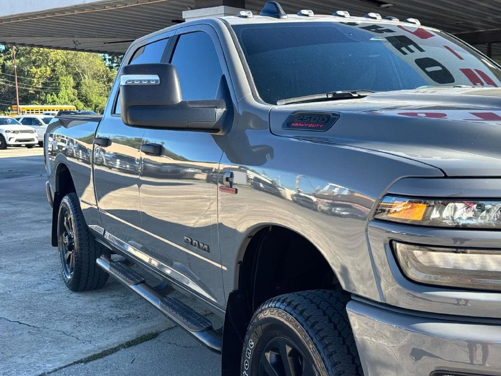 Used 2026 White Ram Big Horn image 3