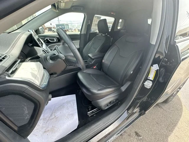 Used 2022 Black Jeep Limited image 13