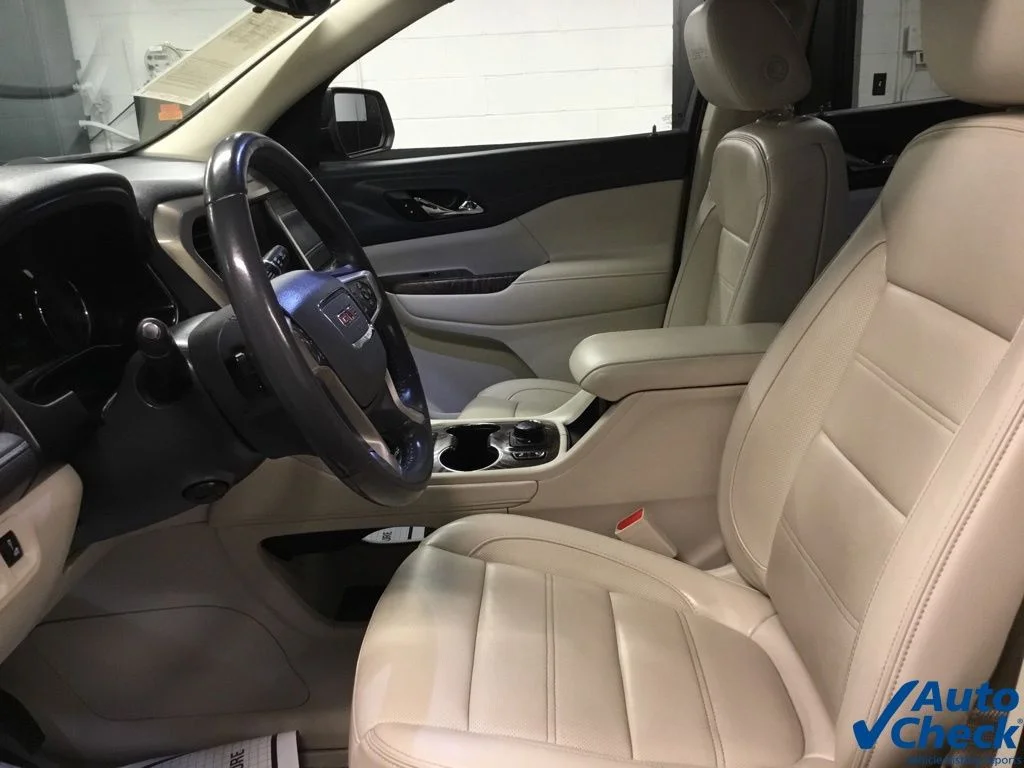 2020 GMC Acadia Denali - Photo 25