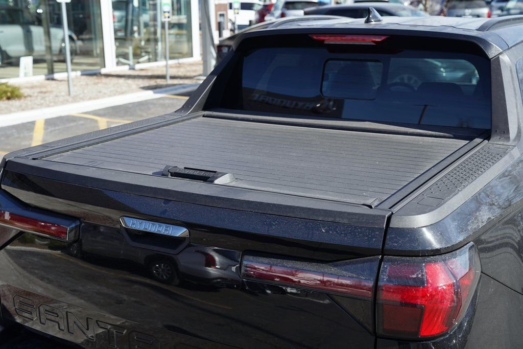 New 2025 Phantom Black Hyundai Limited image 37