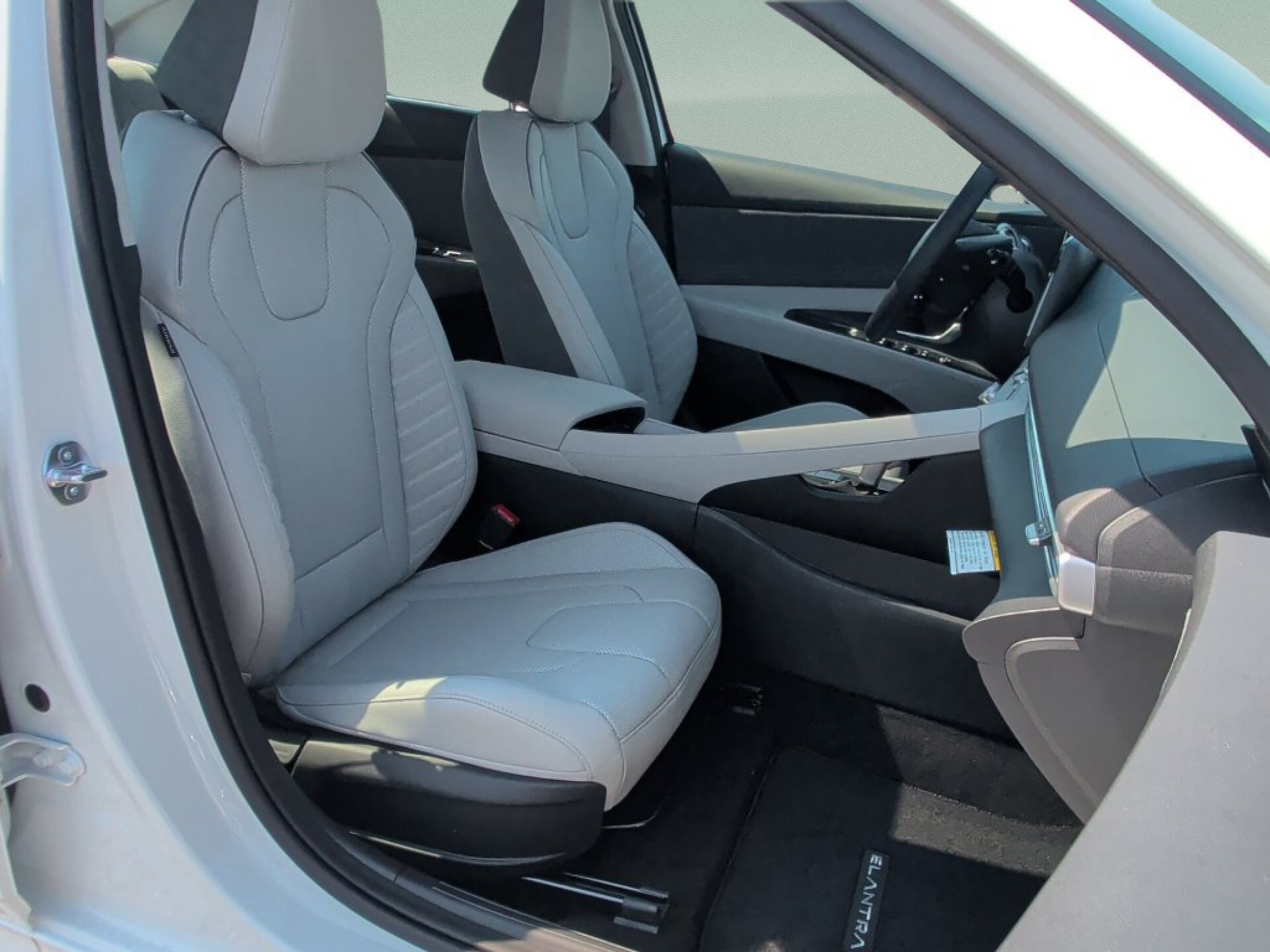New 2026 Serenity White Hyundai Limited image 48