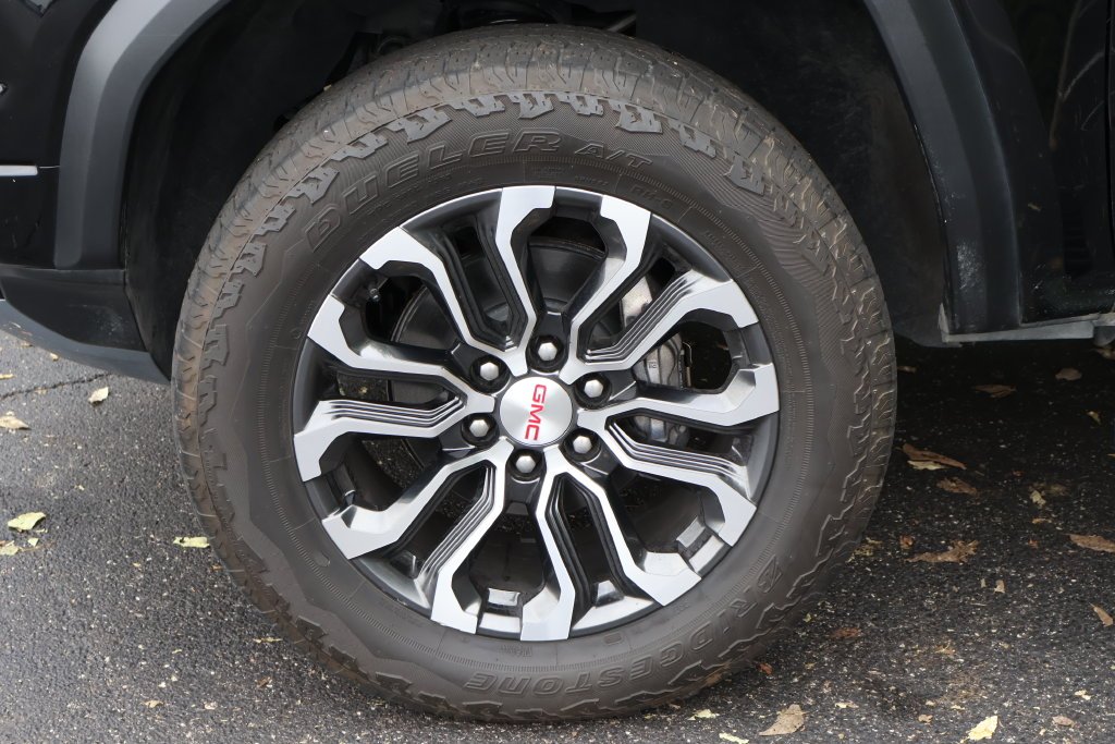 2025 GMC Canyon Denali - Photo 14