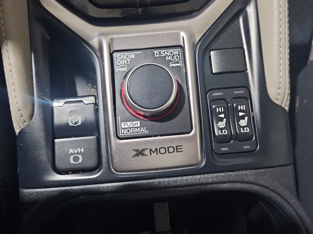 Used 2023 Cascade Green Silica Subaru Limited image 19