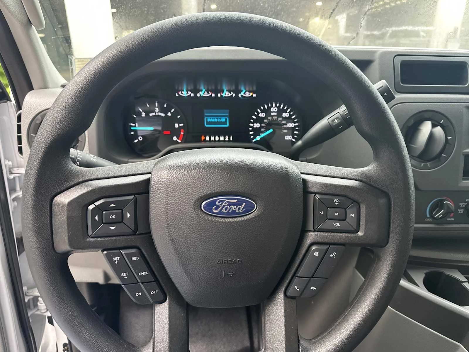 2025 Ford E-Series Cutaway Base - Photo 24