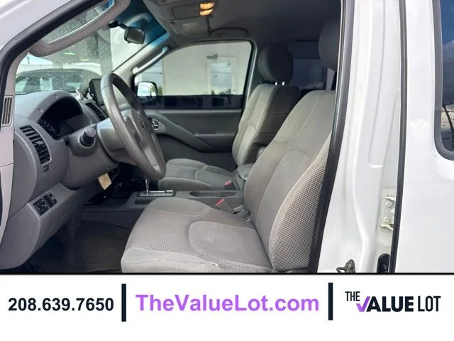 Used 2006 White Nissan SE image 18